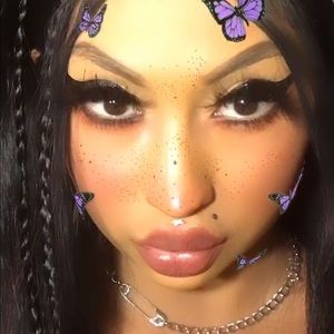 Meet your Posher, Paola